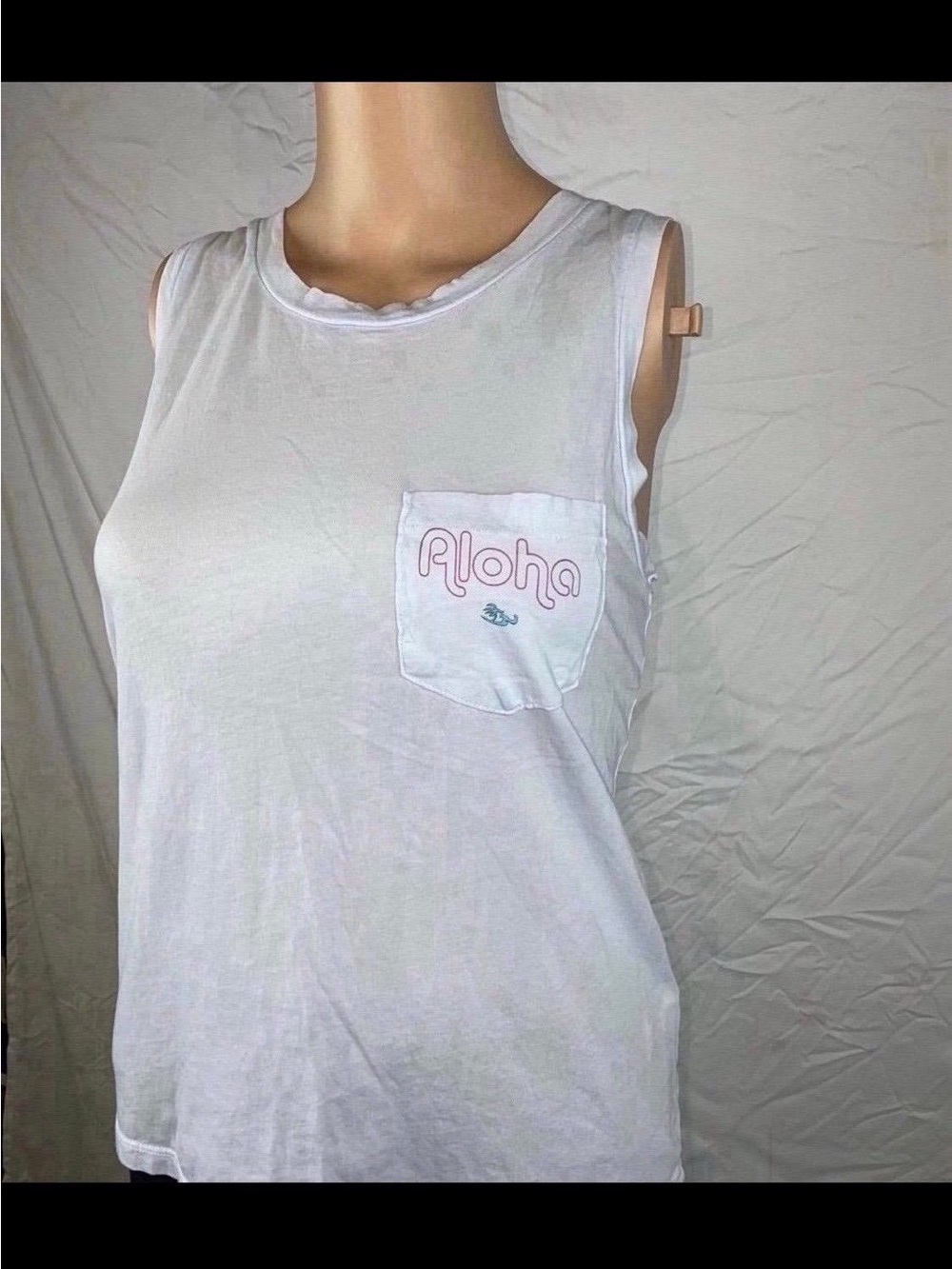 Aloha Tank Top - Picture 11 of 12